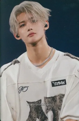 Jo AWAKEN THE BLOODLINE (Asia Tour) Photocard - &TEAM - &TEAM K-pop photocard