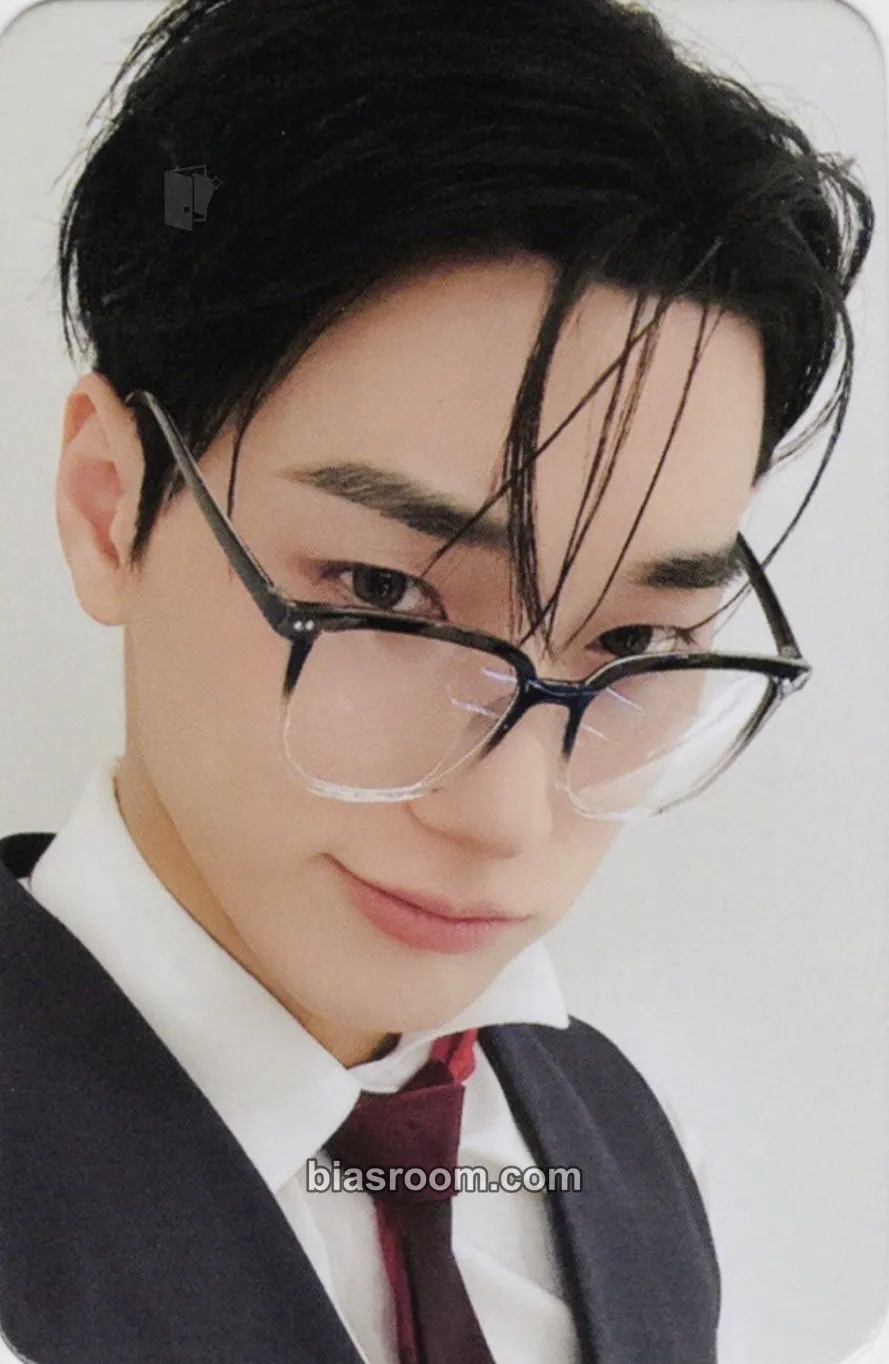 San GOLDEN HOUR : Part.5 Photocard - ATEEZ - ATEEZ K-pop photocard