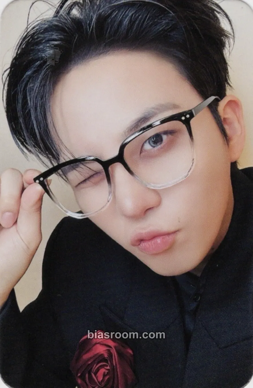 Jongho GOLDEN HOUR : Part.5 Photocard - ATEEZ - ATEEZ K-pop photocard