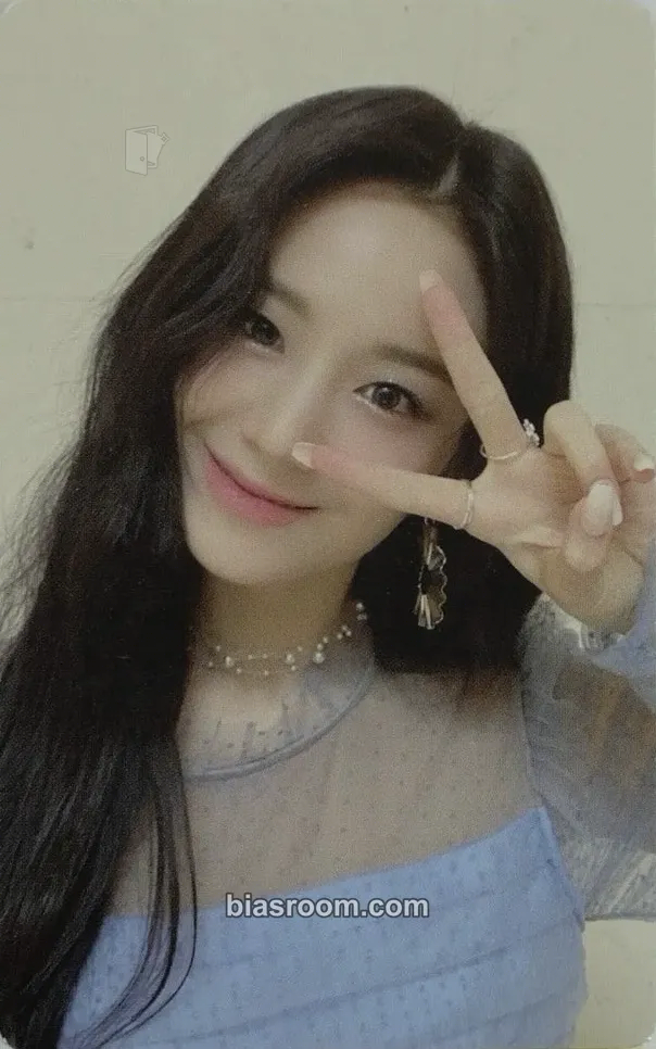 Gyuri Midnight Guest Photocard - fromis_9 - fromis_9 K-pop photocard