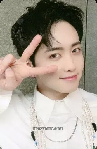 Mashiho THE FIRST STEP : TREASURE EFFECT Photocard - TREASURE - TREASURE K-pop photocard