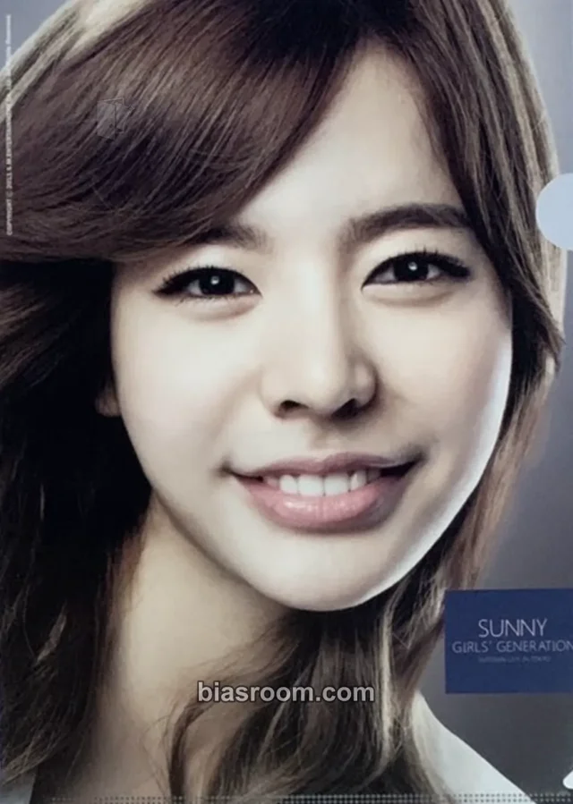 Girls' Generation - Sunny - SMTown Live '10 World Tour Event L holder