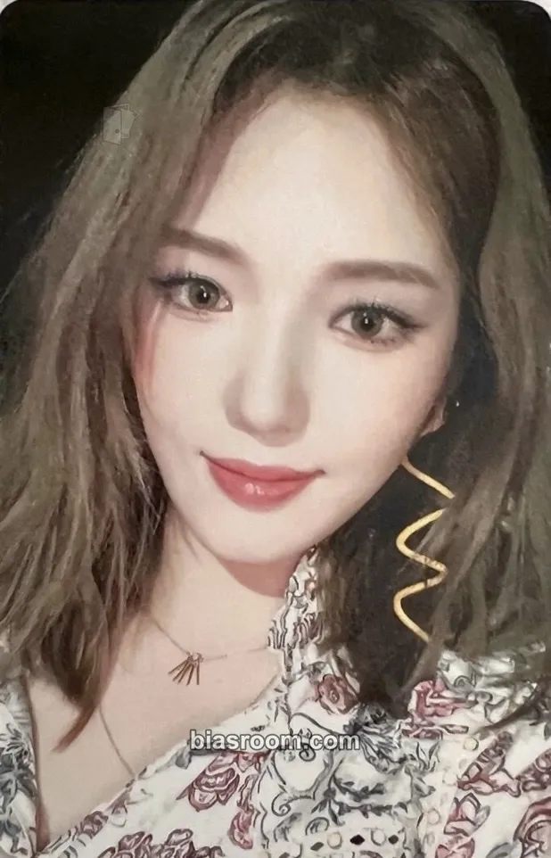 Jisun 9 Way Ticket Photocard - fromis_9 - fromis_9 K-pop photocard