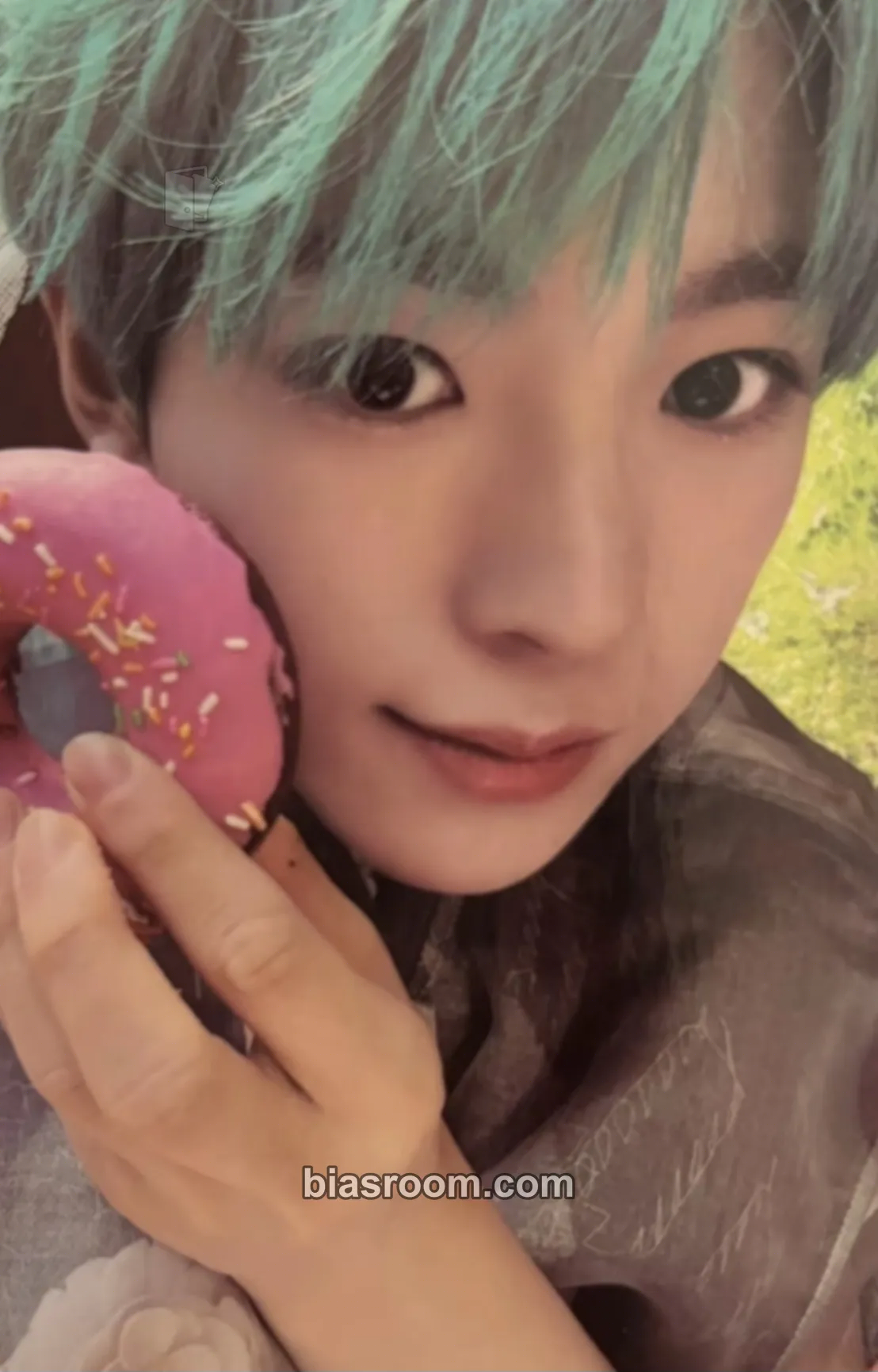 Yushi Songbird Photocard - NCT WISH - NCT WISH K-pop photocard