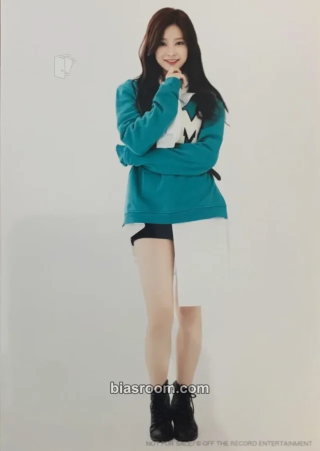 IZ*ONE - Minju - Suki to Iwasetai Album photo print member version