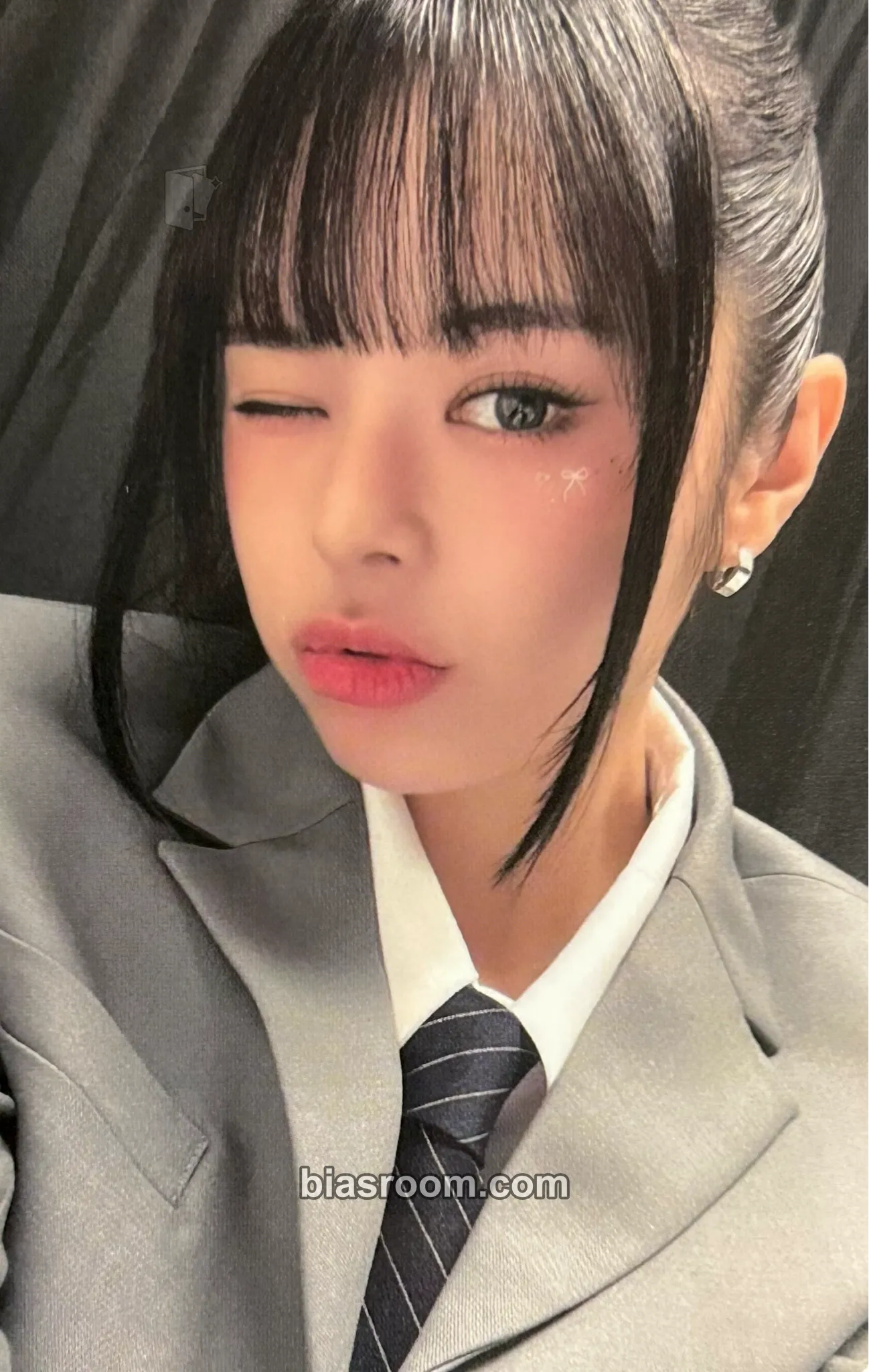 E:U ZOMBIE Photocard - EVERGLOW - EVERGLOW K-pop photocard