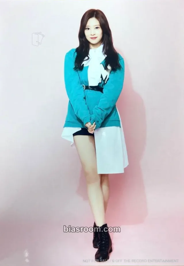 IZ*ONE - Minju - Suki to Iwasetai Album photo print wizone version
