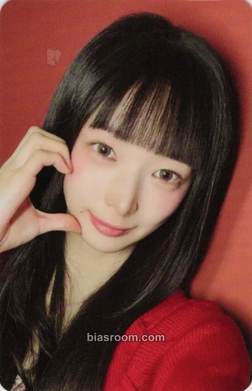 Hyerin Things we love: H Photocard - HITGS - HITGS K-pop photocard