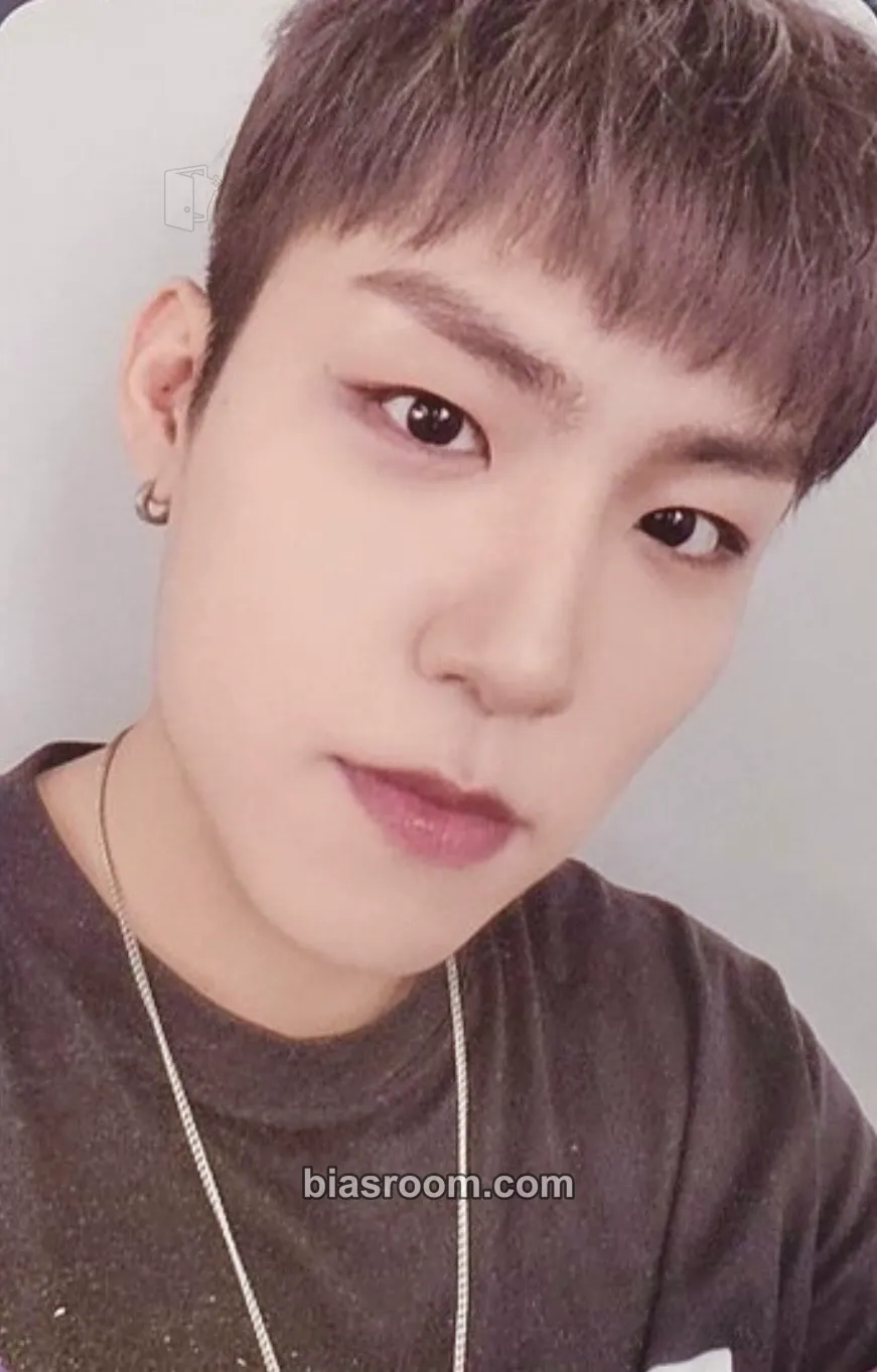 Woojin UPSIDE DOWN Photocard - AB6IX - AB6IX K-pop photocard