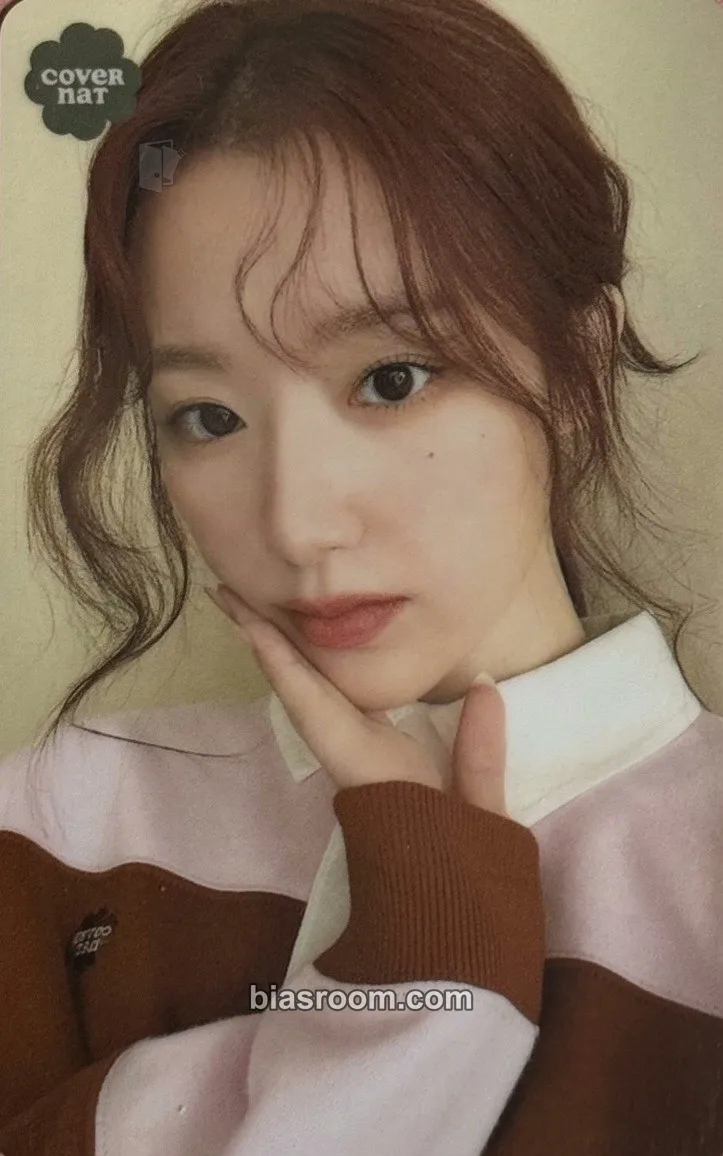 Shuhua Shuhua x Covernat Photocard - i-dle - i-dle K-pop photocard