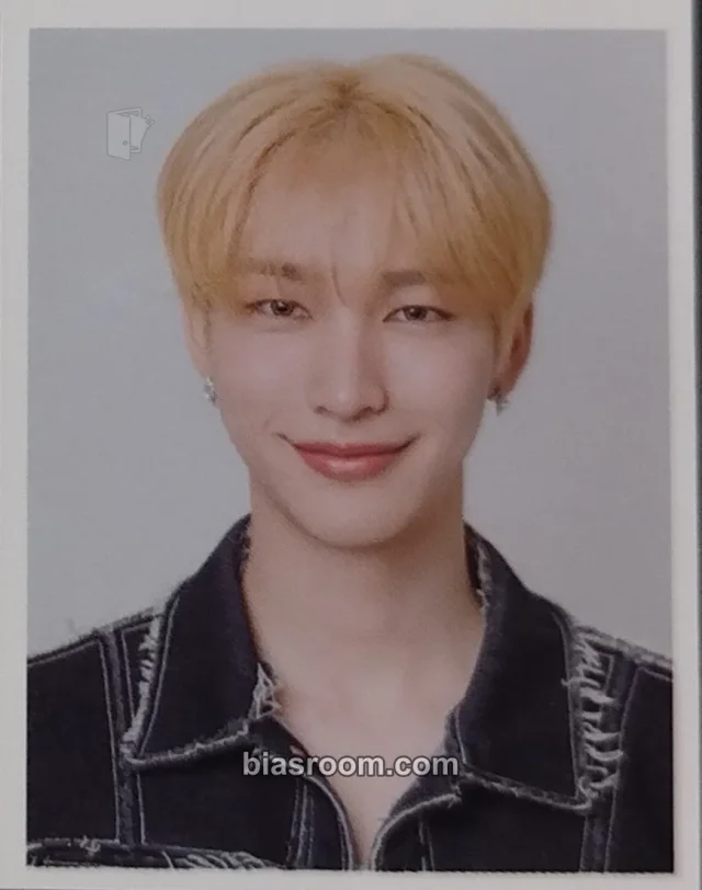 OnlyOneOf - Nine - Things I Can’t Say LOve - OnlyOneOf 2024 World Tour - dOpamine Event id photo merch inclusion tour merch tin case