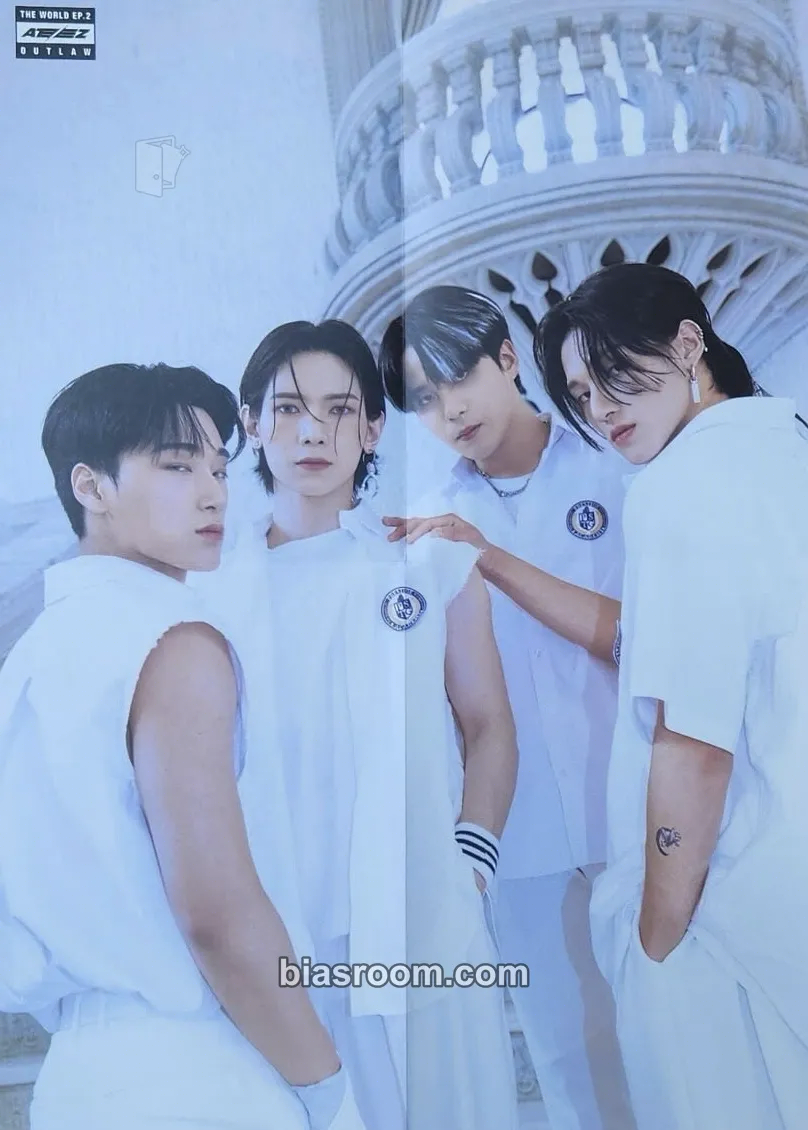 THE WORLD EP.2 : OUTLAW Photocard - ATEEZ - ATEEZ K-pop photocard