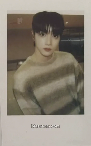 Sungchan Get A Guitar Photocard - RIIZE - RIIZE K-pop photocard