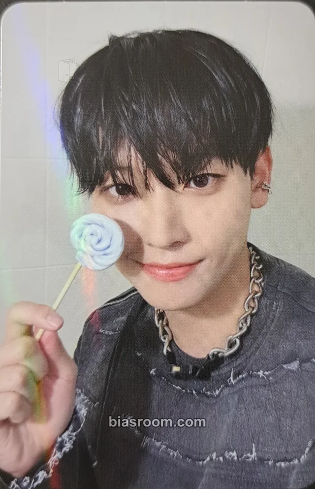 SF9 - Inseong - Sequence Album album photocard holographic (hologram)