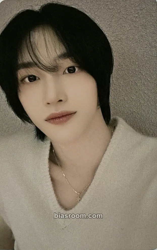 Wonbin Get A Guitar Photocard - RIIZE - RIIZE K-pop photocard