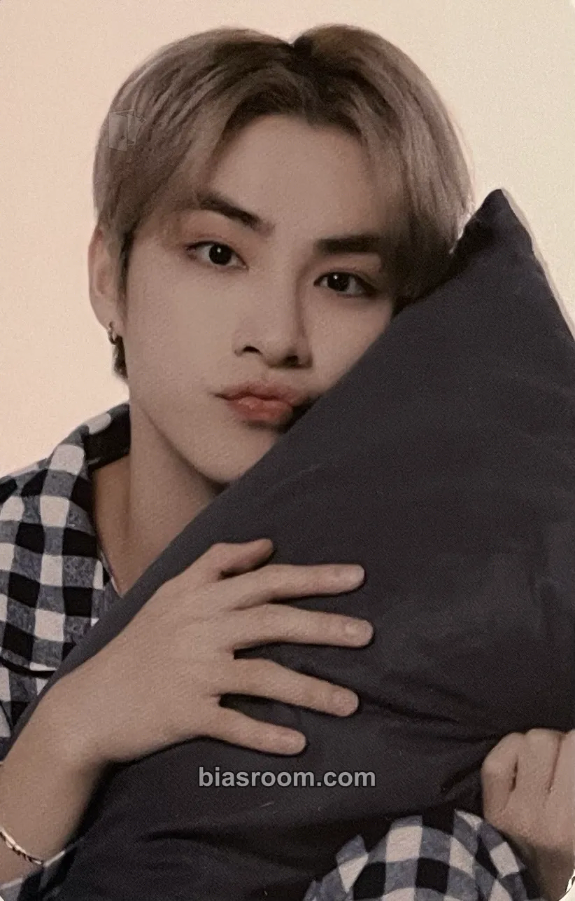 Xiaojun NCT Home 2023 Photocard - NCT - NCT K-pop photocard