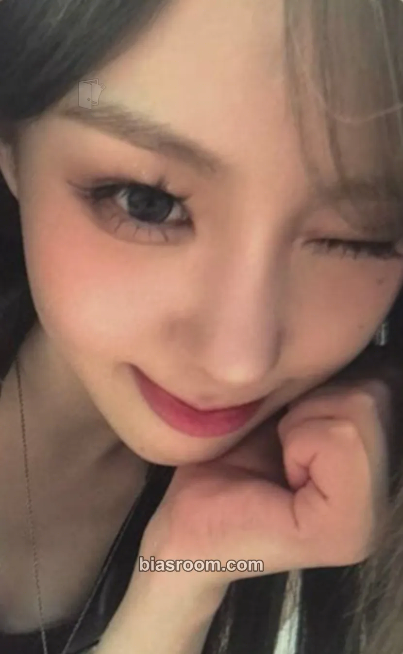 Chaehyun Crack Code Photocard - Kep1er - Kep1er K-pop photocard