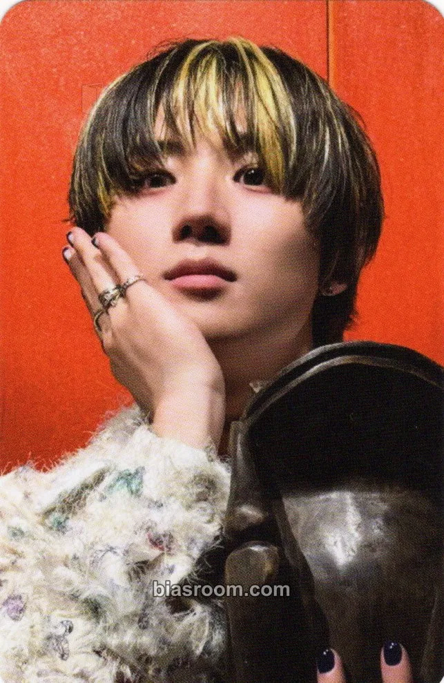 Geonu Snow Angel Photocard - JustB - JustB K-pop photocard