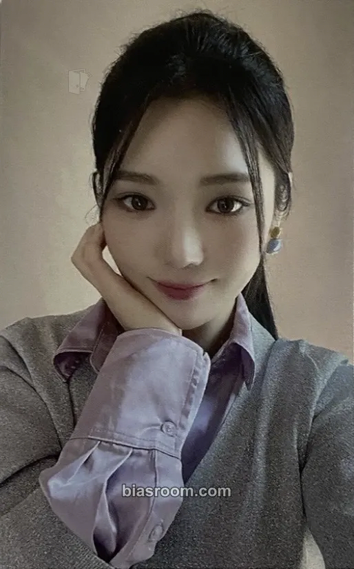 Jisun From Our Memento Box Photocard - fromis_9 - fromis_9 K-pop photocard