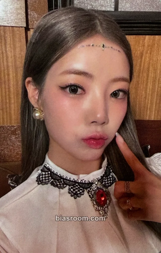 PURPLE KISS - Na Goeun - Cabin Fever Album everline fansign round 2