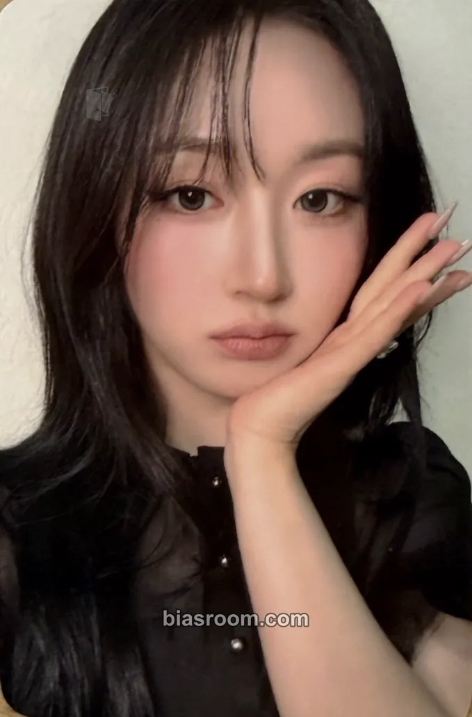 Haewon Blue Valentine Photocard - NMIXX - NMIXX K-pop photocard