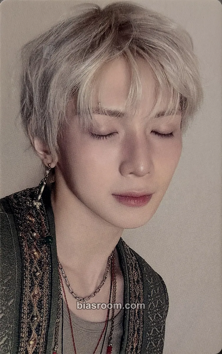 Yeosang GOLDEN HOUR : Part.5 Photocard - ATEEZ - ATEEZ K-pop photocard