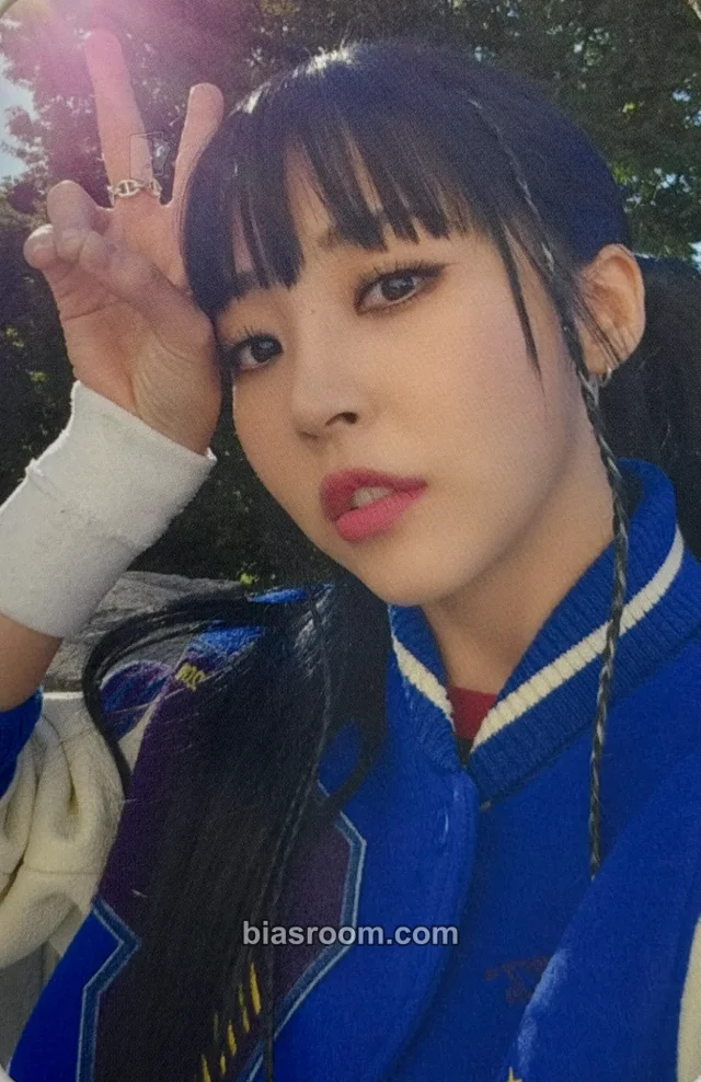 MAMAMOO - Moonbyul - MIC ON Album apple music pob (pre-order benefit)