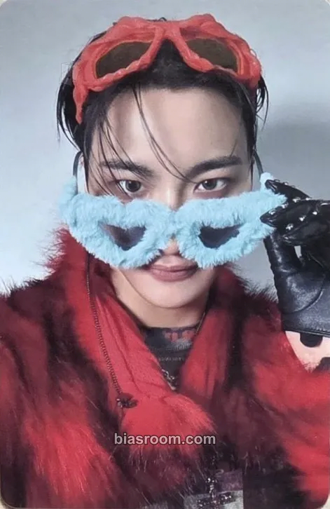 Seonghwa GOLDEN HOUR : Part.5 Photocard - ATEEZ - ATEEZ K-pop photocard