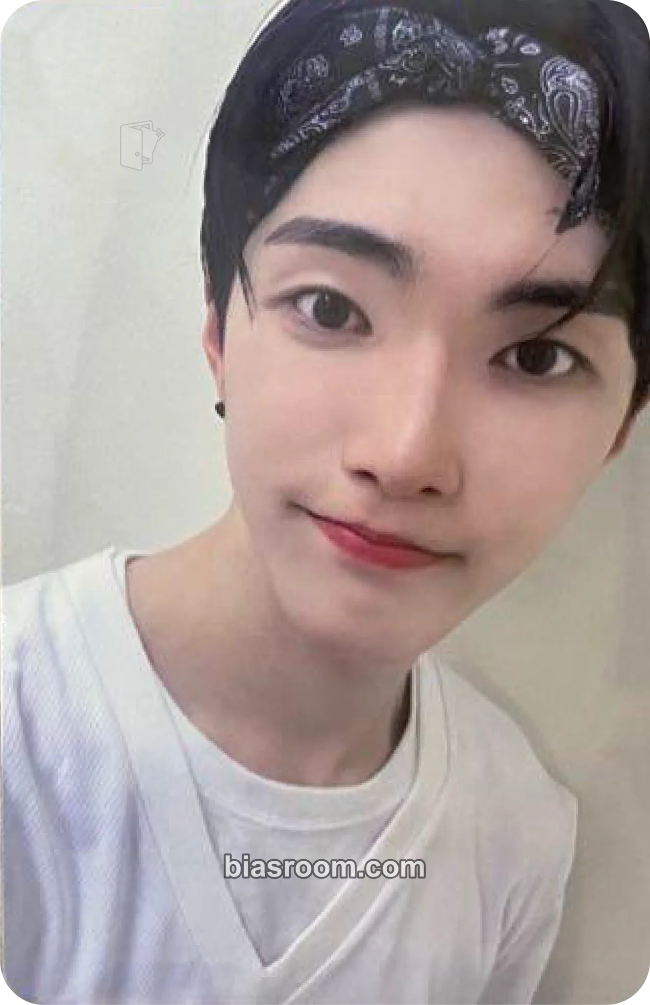 XngHan (ex. Seunghan) Get A Guitar Photocard - RIIZE - RIIZE K-pop photocard