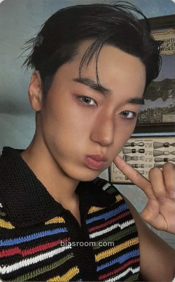 San GOLDEN HOUR : Part.5 Photocard - ATEEZ - ATEEZ K-pop photocard