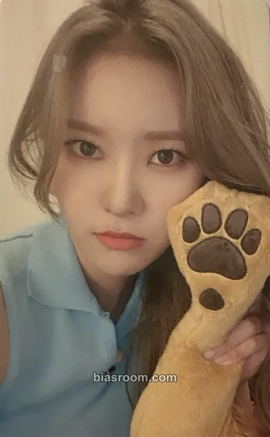 Monday Play Game : Holiday Photocard - Weeekly - Weeekly K-pop photocard