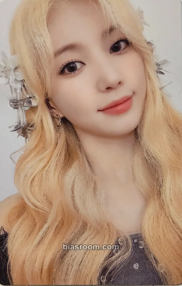 OH MY GIRL - Yubin - Dreamy Resonance Album album photocard serenade version