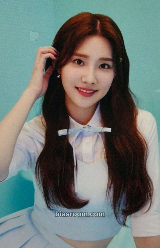 FAVORITE - Seoyeon - Love Loves To Love Love Album album photocard version 2