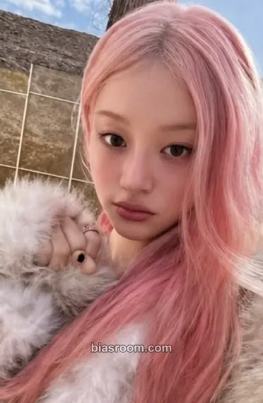 Minju MAMIHLAPINATAPAI Photocard - ILLIT - ILLIT K-pop photocard