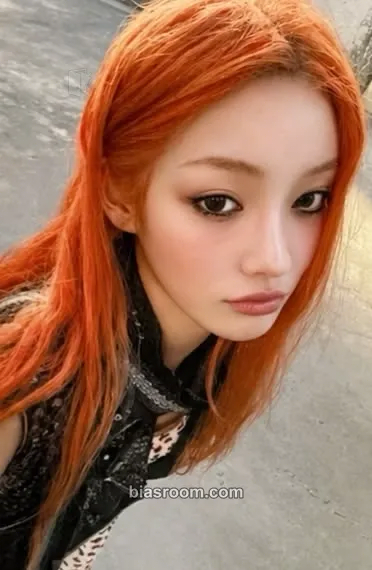 Iroha MAMIHLAPINATAPAI Photocard - ILLIT - ILLIT K-pop photocard