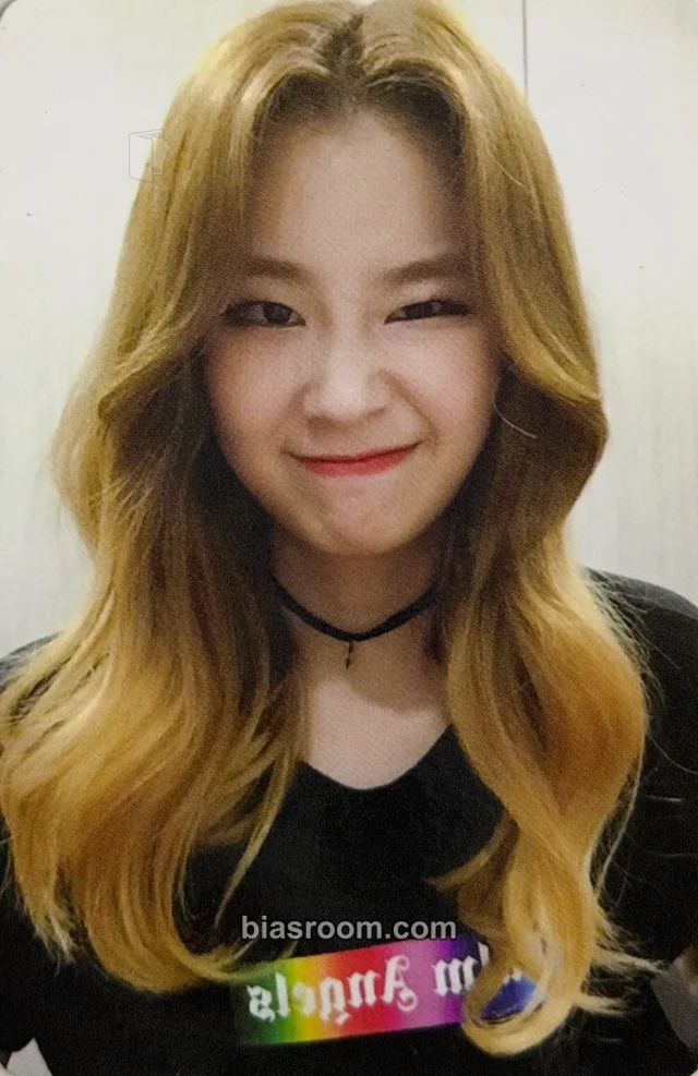 FAVORITE - Sugyeong - The 1st MINI ALBUM (My Favorite) Album album photocard