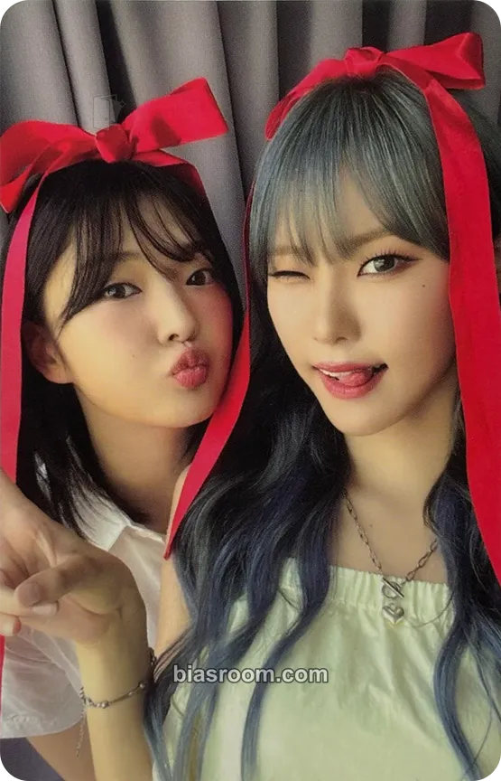 Bliss Photocard - Weeekly - Weeekly K-pop photocard