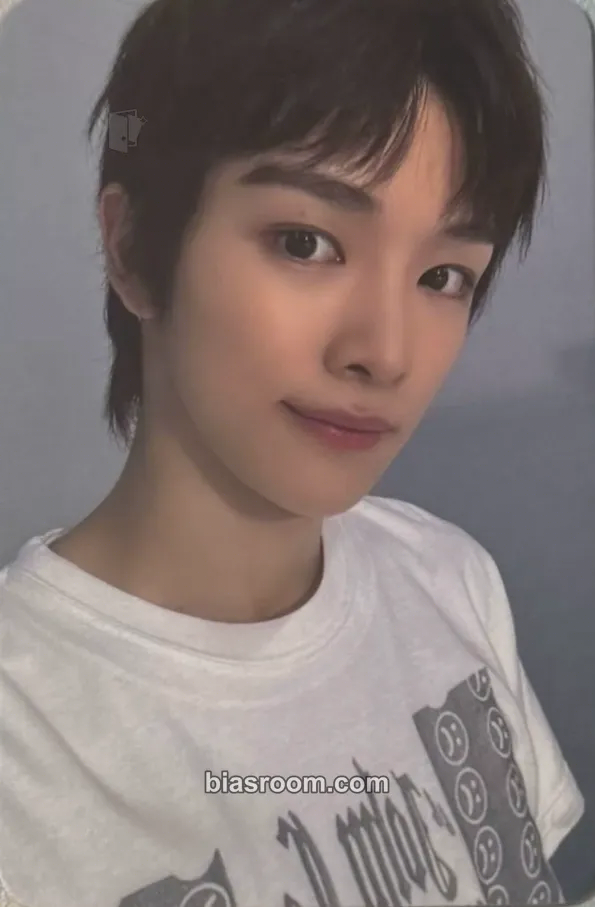 Sungchan Get A Guitar Photocard - RIIZE - RIIZE K-pop photocard