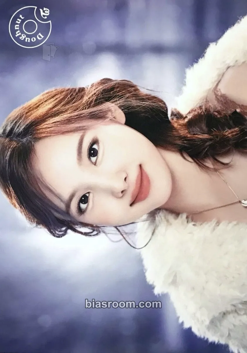 Nayeon Doughnut Photocard - TWICE - TWICE K-pop photocard