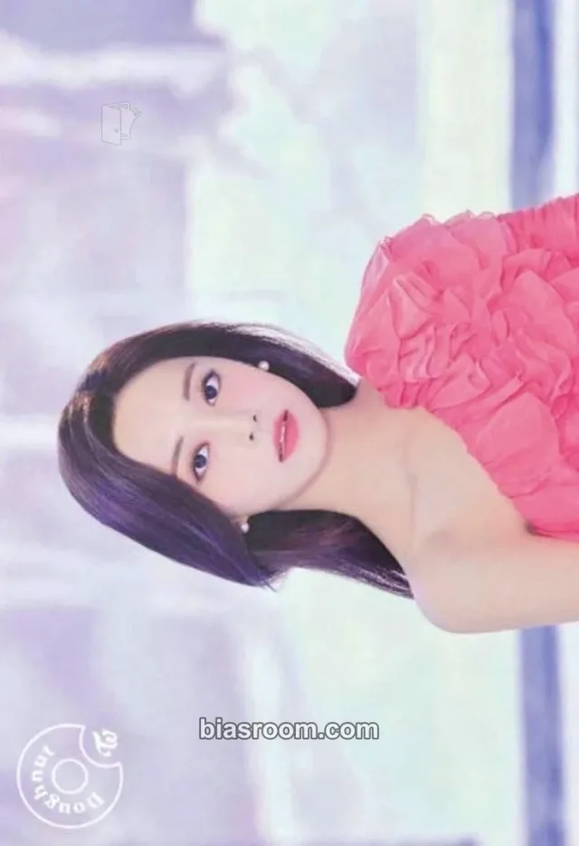 TWICE - Tzuyu - Doughnut Album japan postcard trading card horizontal