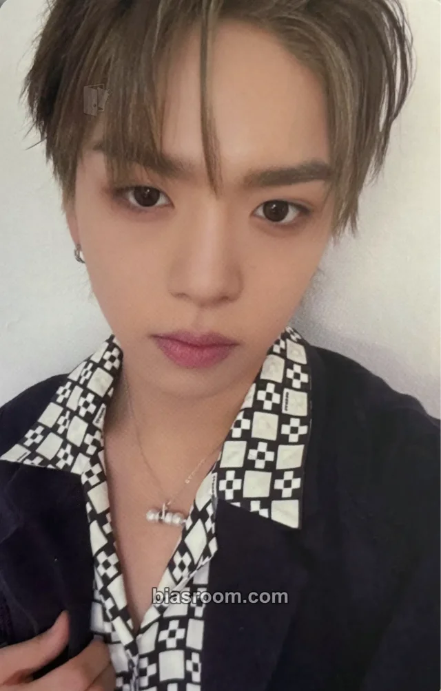 NouerA - Hyunjun - NouerA x RAYLI Other magazine photocard rayli magazine