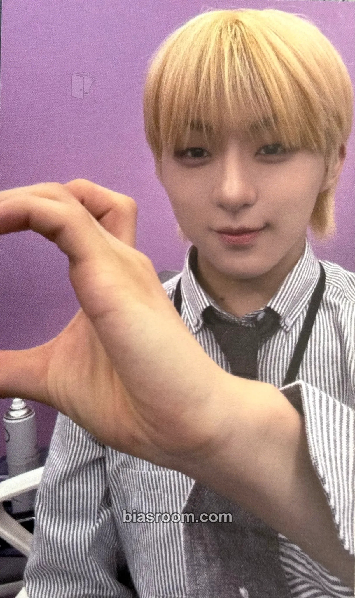 Miraku NouerA 2nd Fanmeeting 'Nova! It's Dangerous Outside The Covers!' Photocard - NouerA - NouerA K-pop photocard