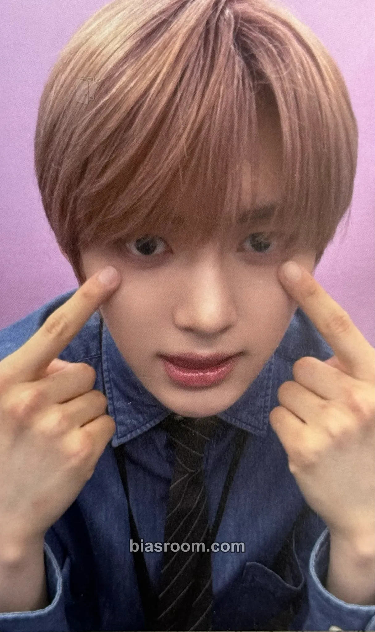 Lin NouerA 2nd Fanmeeting 'Nova! It's Dangerous Outside The Covers!' Photocard - NouerA - NouerA K-pop photocard