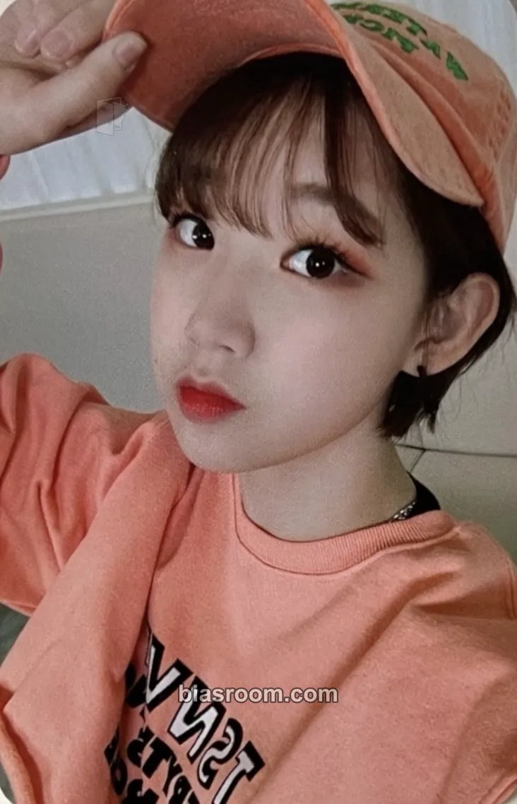 Jiyoon We Play Photocard - Weeekly - Weeekly K-pop photocard