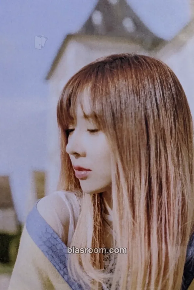 Dreamcatcher - Yoohyeon - Welcome to the Dreamworld 1st Fanmeeting Event postcard entrance / attendance benefit