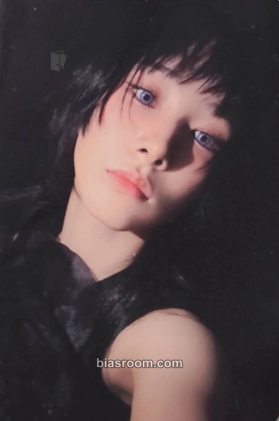 Mia ZOMBIE Photocard - EVERGLOW - EVERGLOW K-pop photocard