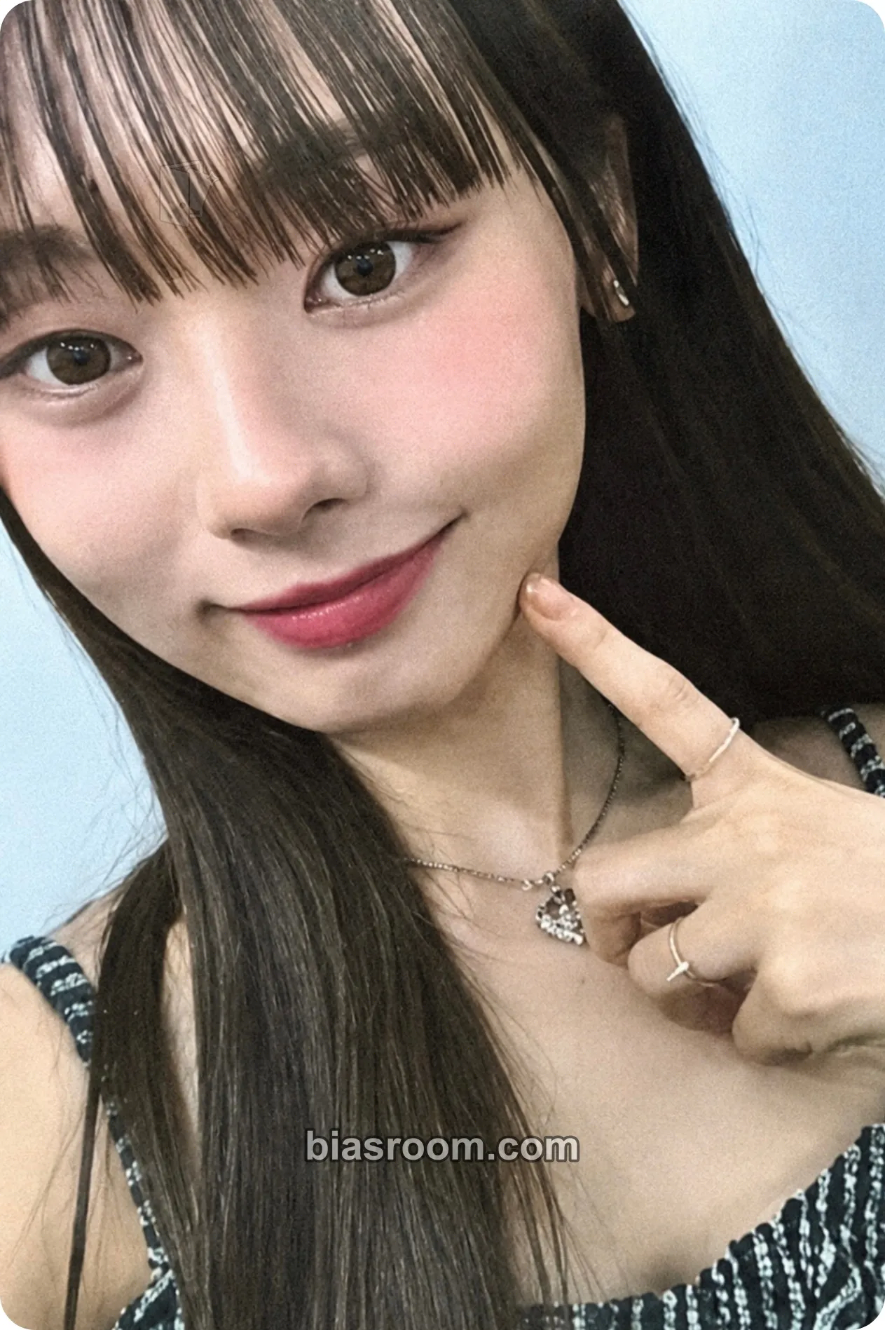 Hyeonju WE UNIS POP-UP STORE Photocard - UNIS - UNIS K-pop photocard