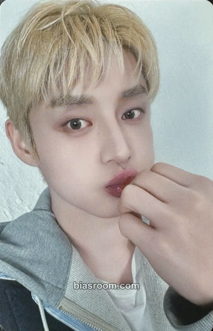 Jiwoong KCON 2026 Photocard - ZEROBASEONE - ZEROBASEONE K-pop photocard