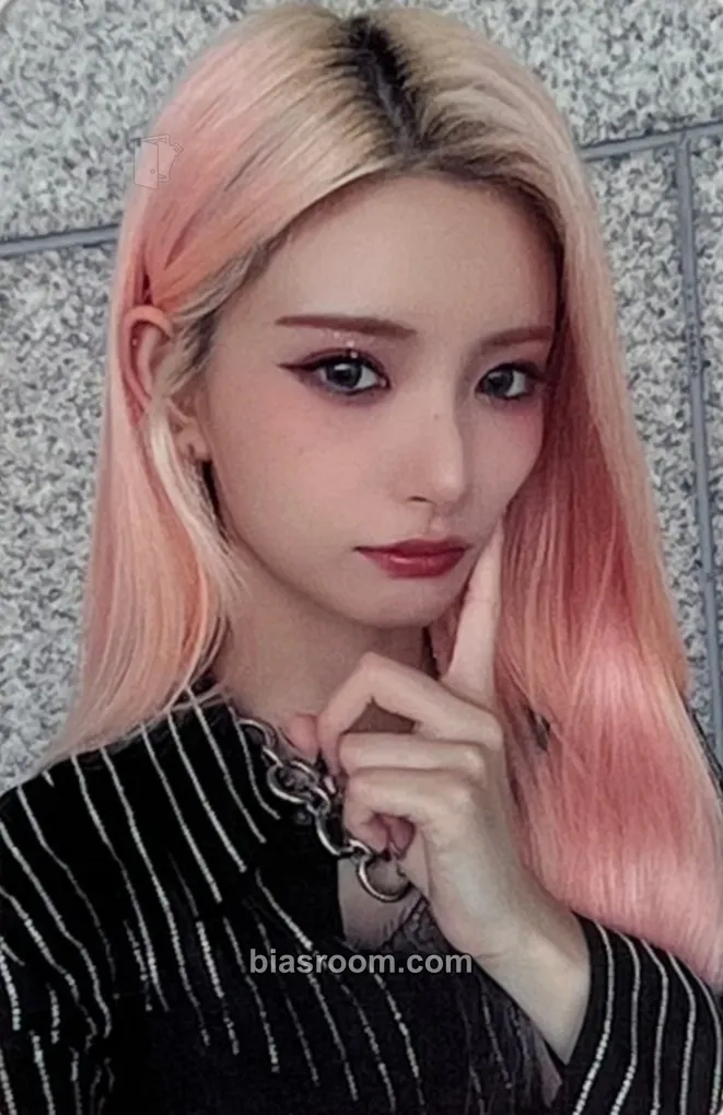 Yiren All My Girls Photocard - EVERGLOW - EVERGLOW K-pop photocard