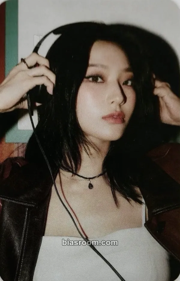 Saerom Midnight Guest Photocard - fromis_9 - fromis_9 K-pop photocard